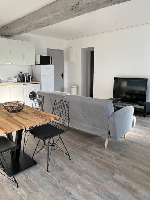 Appartement Centre De Guecelard Ngoại thất bức ảnh